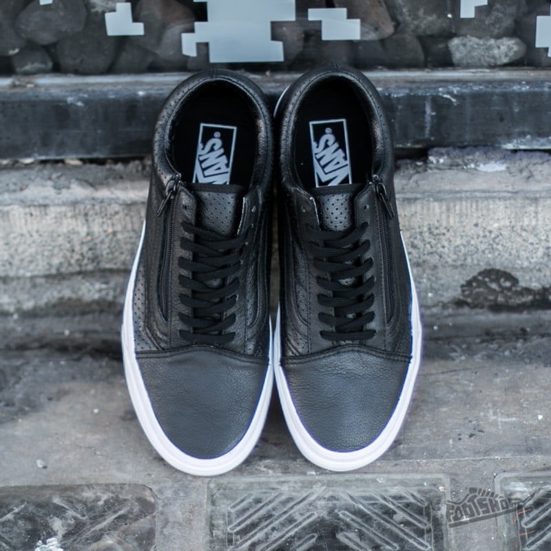 VANS OLD SKOOL VIP (PERF LEATHER) - BLACK