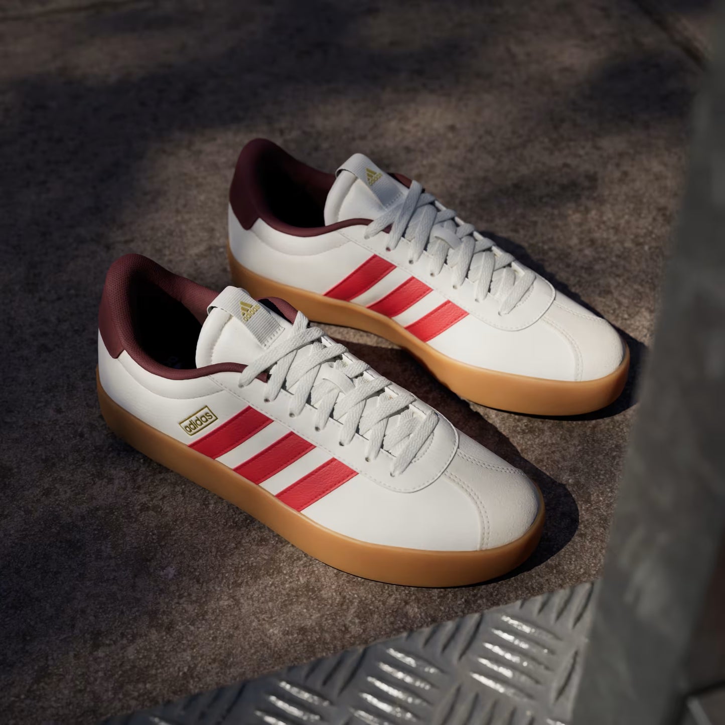 ADIDAS VL COURT 3.0 - Core White / Better Scarlet / Shadow Red