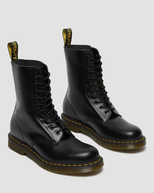DR MARTENS 1490 SMOOTH - BLACK