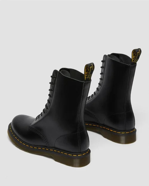 DR MARTENS 1490 SMOOTH - BLACK