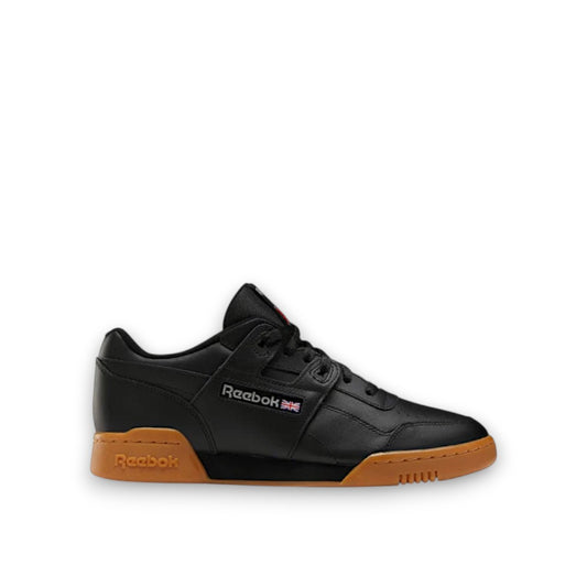 REEBOK WORKOUT PLUS - Black / Carbon / Classic Red / Reebok Royal-Gum