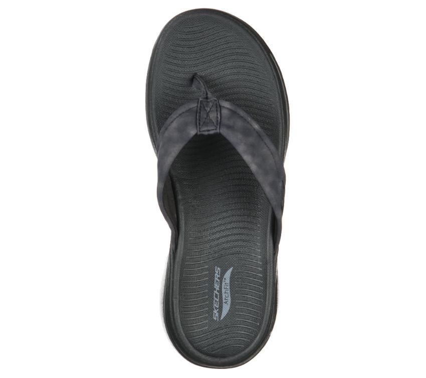 SKECHERS WOMEN'S GOWALK ARCH FIT ASTOUND - BLACK/BLACK