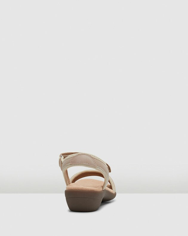 HUSH PUPPIES AMAZING - TAUPE