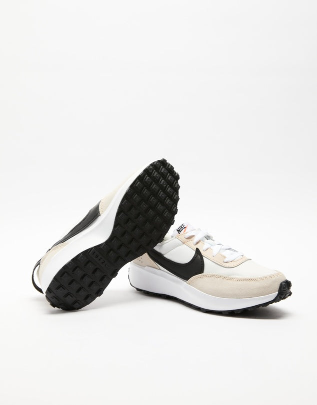 NIKE WOMENS WAFFLE DEBUT - SANDDRIFT/BLACK-PHANTOM WHITE